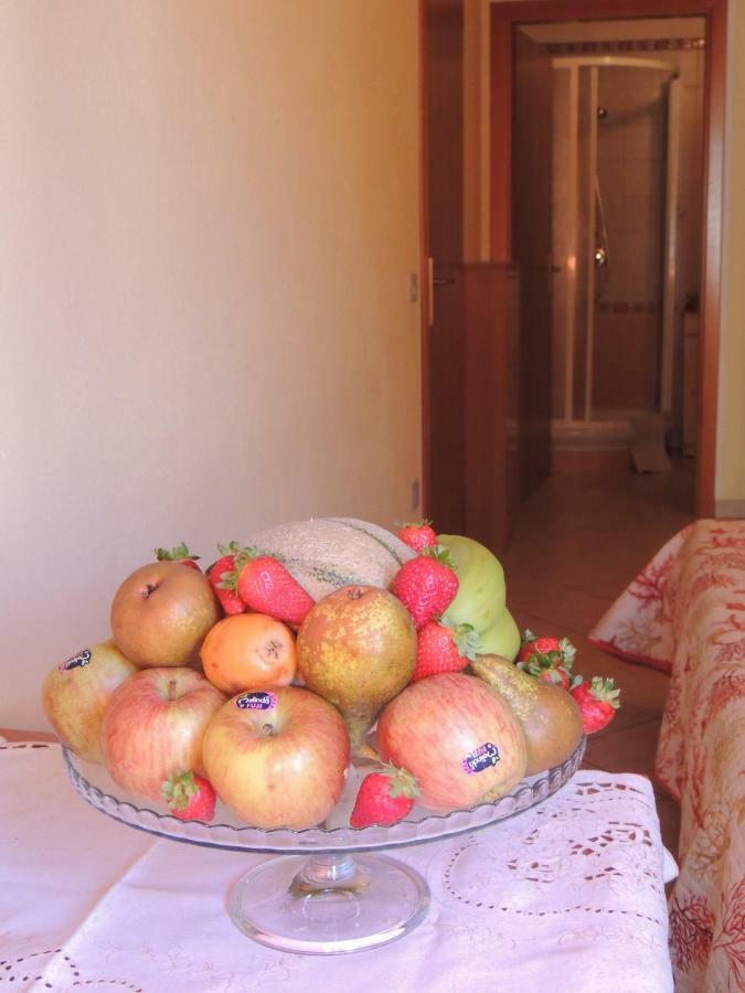 La marina Bed and Breakfast Cagliari Esterno foto